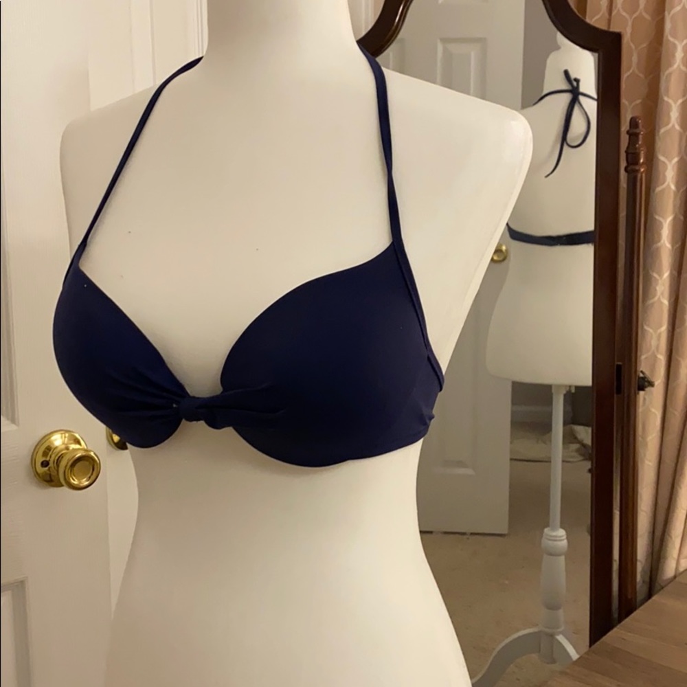 VS Pink swim top size M